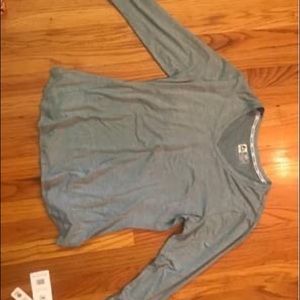 RBX long sleeve v-neck active shirt